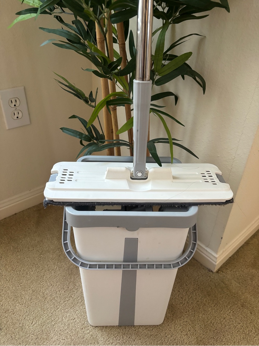 White and Gray Flat Mop with Bucket